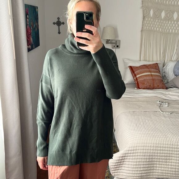 French Connection‎ Sweater Womens Small Green Turtleneck - Picture 1 of 8